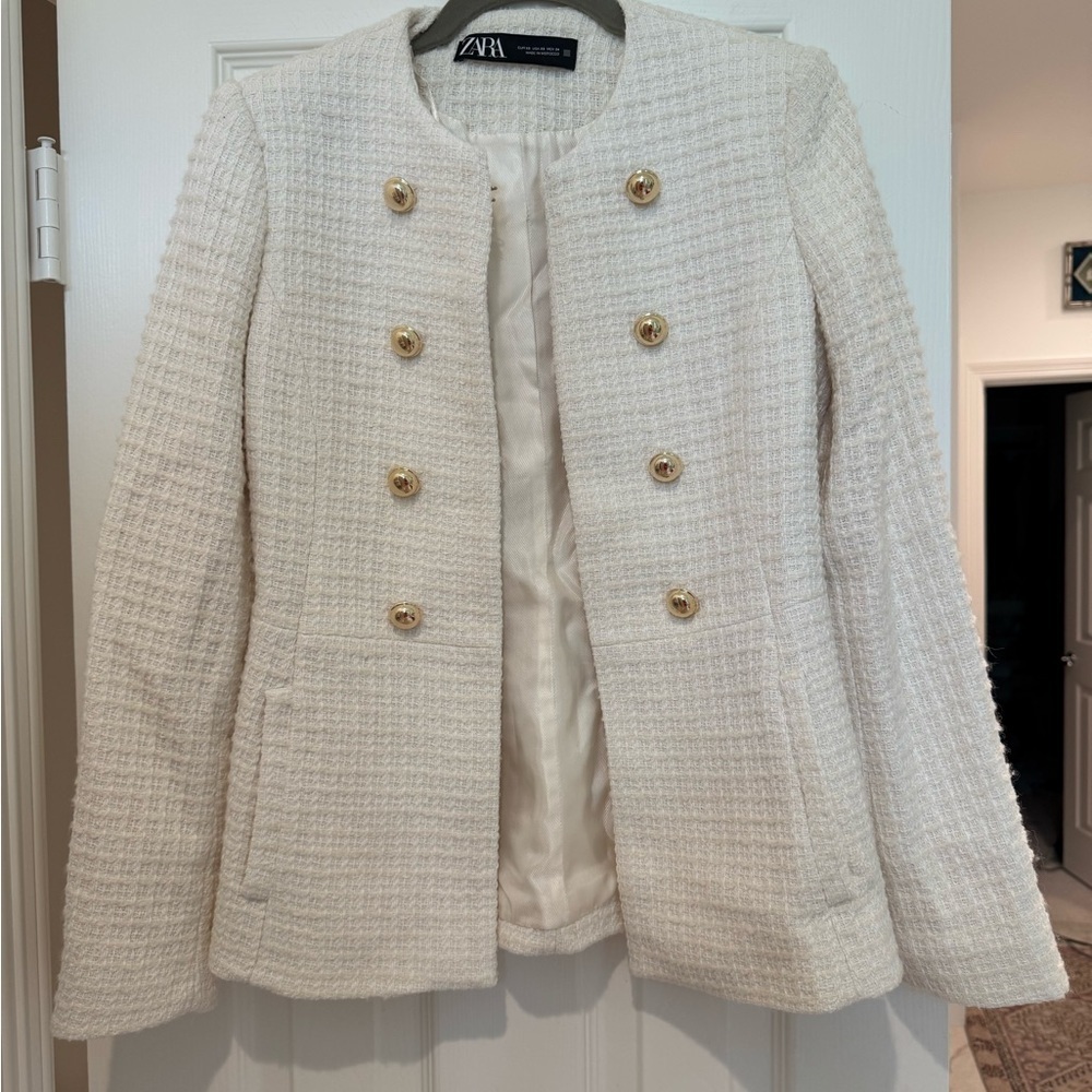 K1. Zara Cream Textured Weave Double Breasted Button Blazer - Picture 3 of 9
